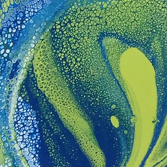 DecoArt® Fluid Art Ready-to-Pour Acrylic™ Cell Medium